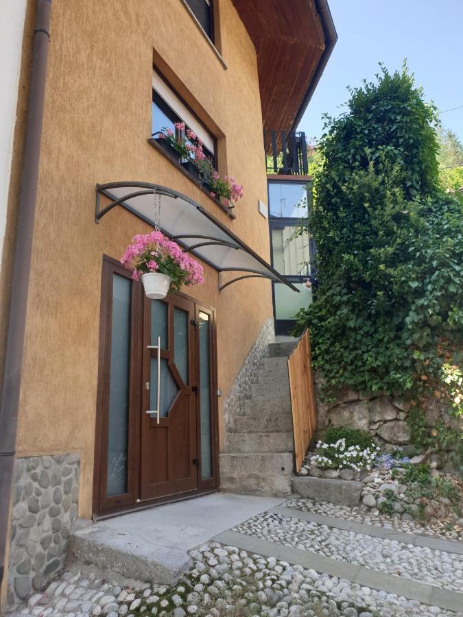 Apartma Na Klancu Кобарід Екстер'єр фото